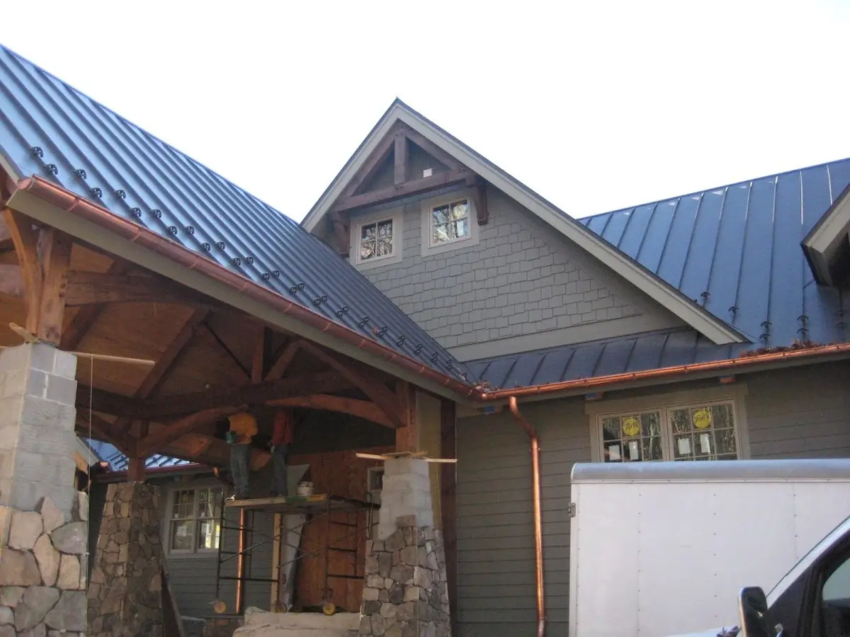 Craftsman Roofing team delivering quality roofing work in Elysian Valley